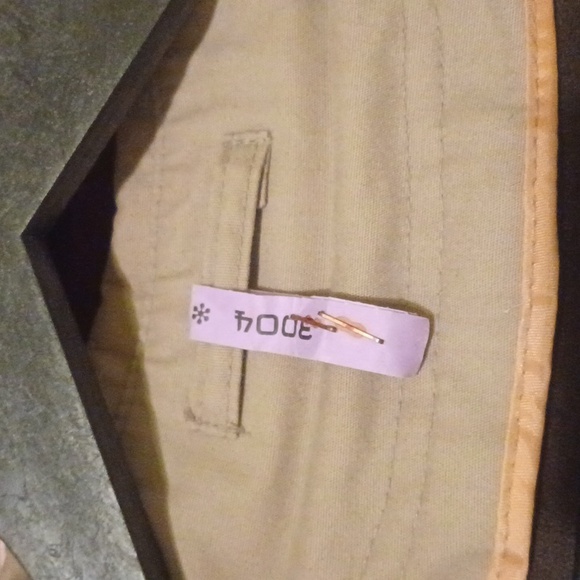 👄SALE! London Fog Trench Coat EUC 44L SALE!  On Sale through February 2025. - Picture 5 of 12